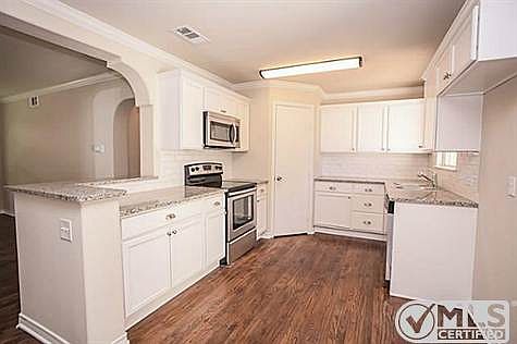 5th image of 10058 San Juan Ave