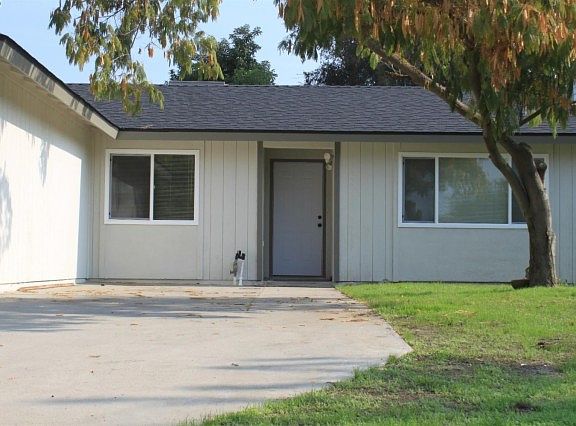 3rd image of 2528 N Mora Ct