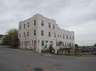 102 S Seneca Ave, Newcastle, WY 82701