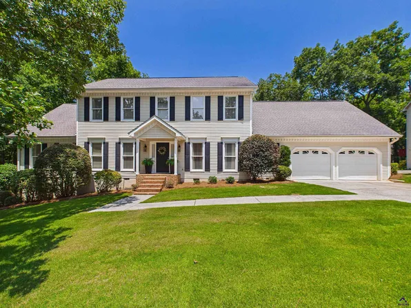 206 Huntington Ct, Macon, GA 31210