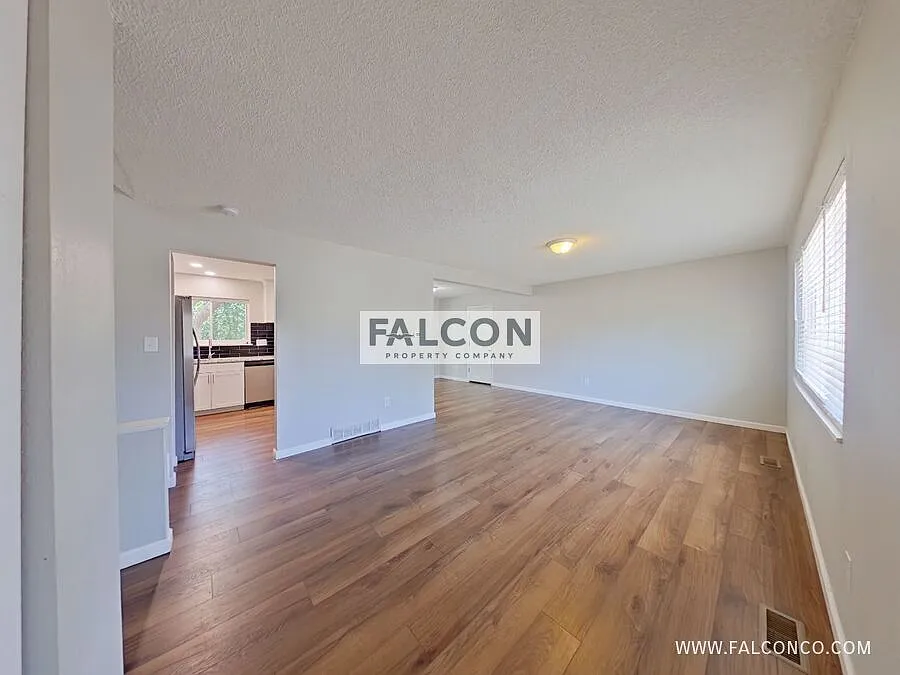Gorgeous Home In Widefield! — Photo 3