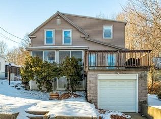 517 Rollstone St, Fitchburg, MA 01420