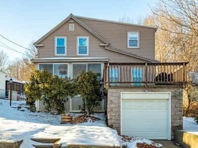 517 Rollstone St, Fitchburg, MA, 01420