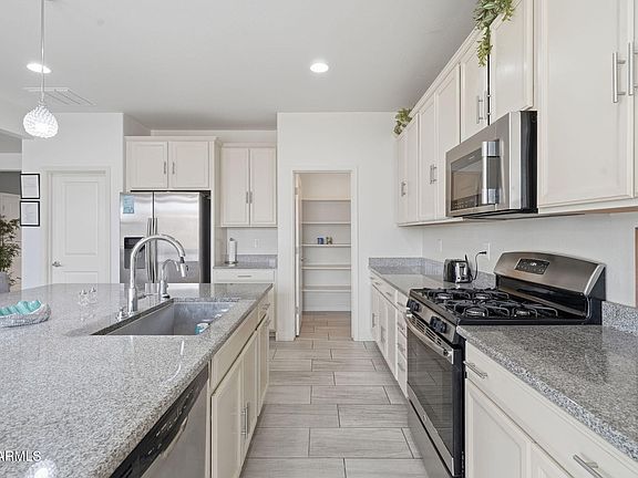 3rd image of 4515 W PEARCE Road