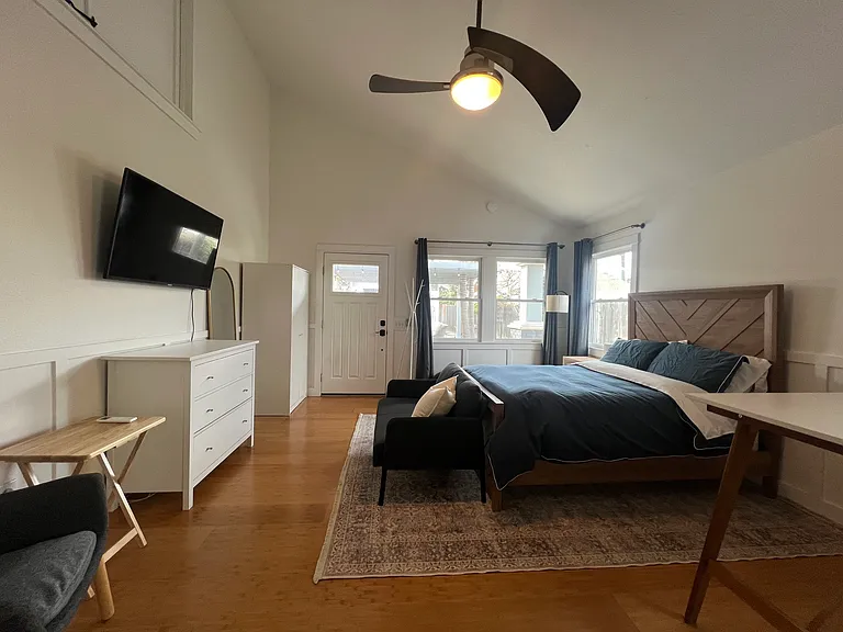642 Euclid Ave — Photo 4