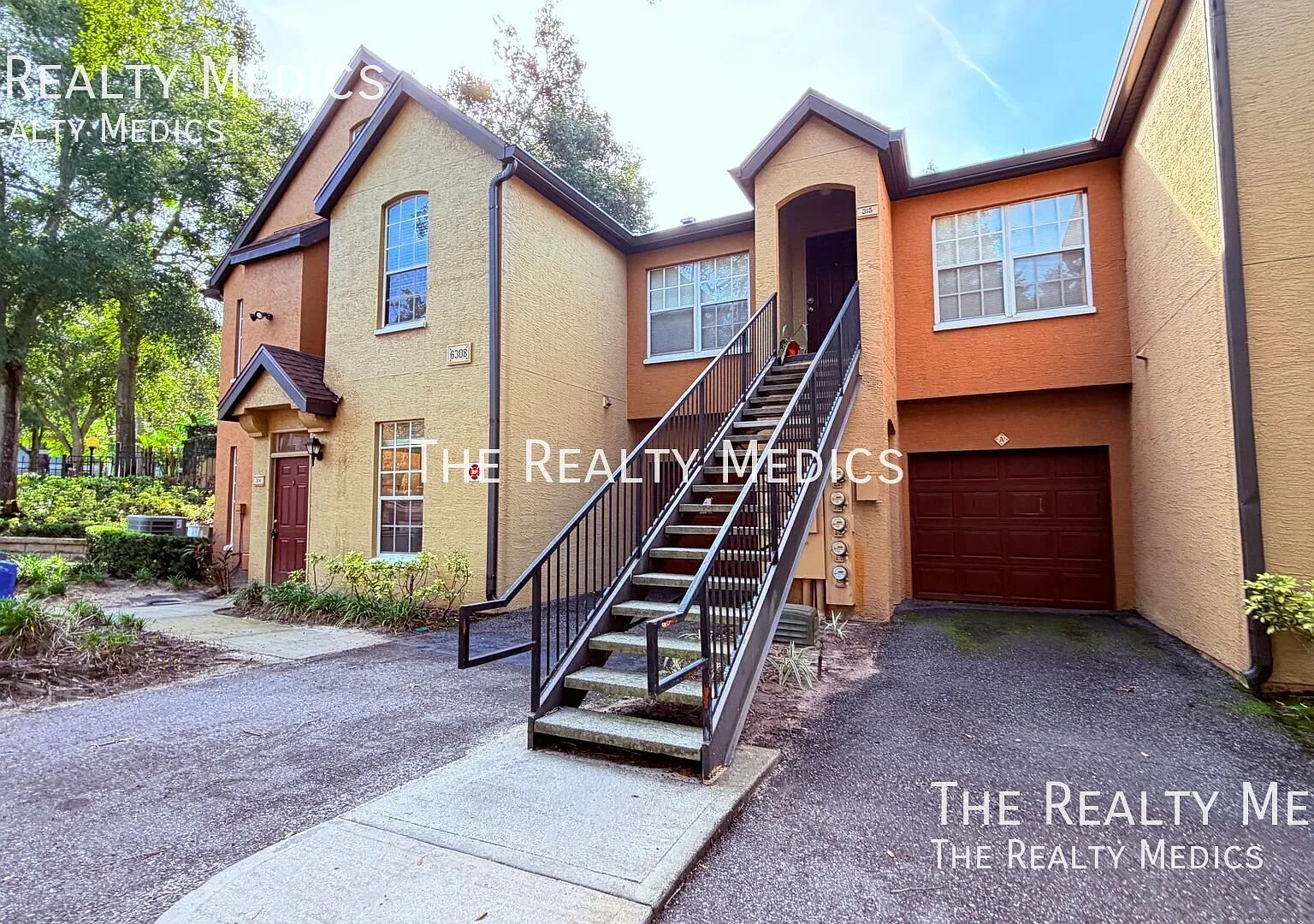Updated 1-Bedroom Condo in Gated MetroWest Community | Private Garage + Assigned Parking — Photo 4