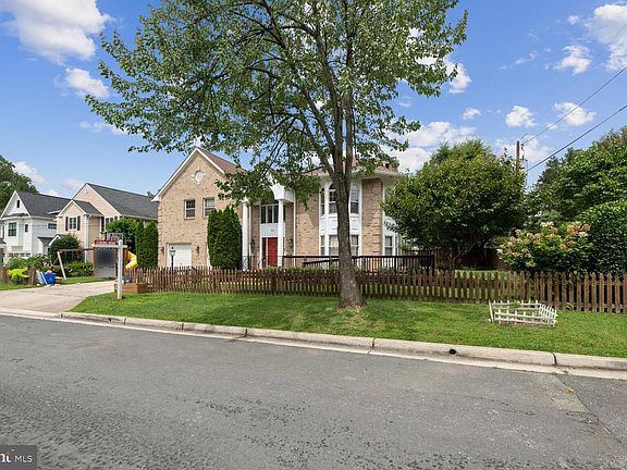 3rd image of 5601 Southwick St #9