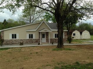 1001 E College Ave, Berryville, AR 72616