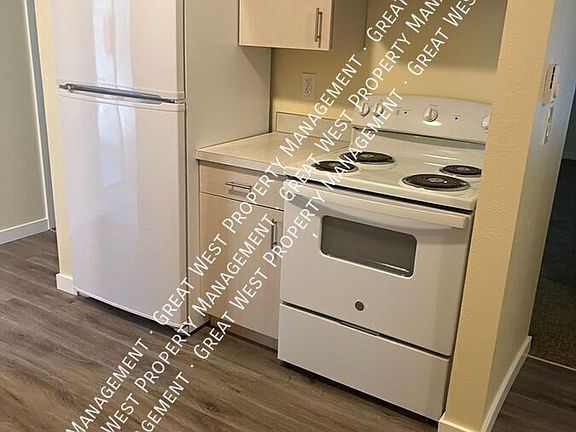 2nd image of 7615 44th St W APT 2