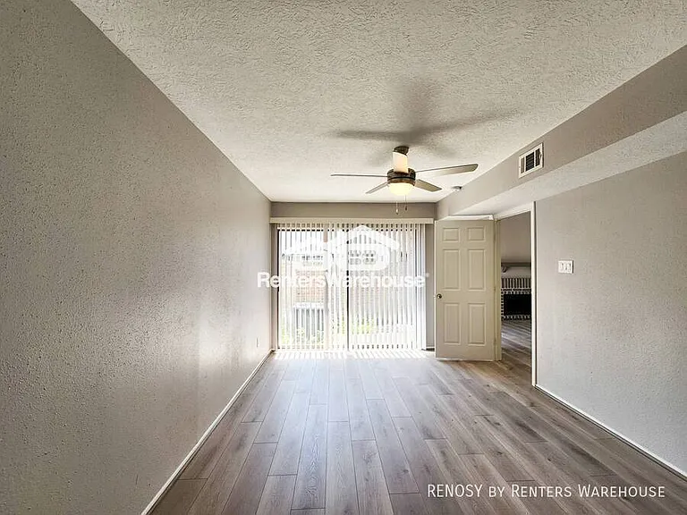13427 Garden Grove St #750 — Photo 5