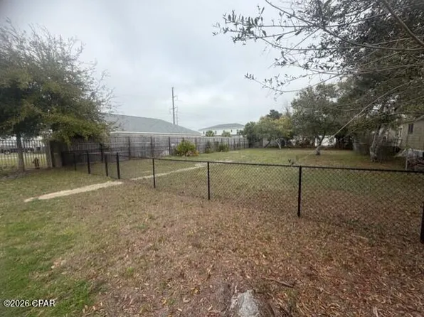 157 N Wells St, Panama City Beach, FL 32413