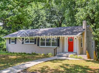 2221 Gemway Dr, Charlotte, NC 28216