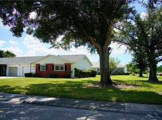 1382 Myerlee Country Club Blvd, Fort Myers, FL 33919