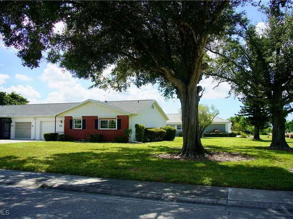 1382 Myerlee Country Club Blvd, Fort Myers, FL 33919