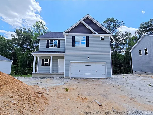 367 Appaloosa Dr, Spring Lake, NC 28390