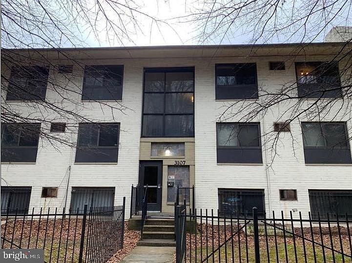 1st image of 3107 Naylor Rd SE APT 301