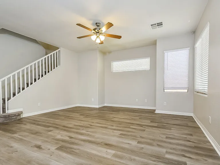 3577 Chelsea Grove St — Photo 5