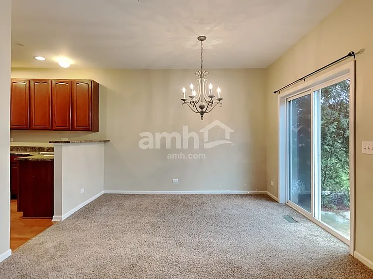 10035 Cummings St — Photo 6