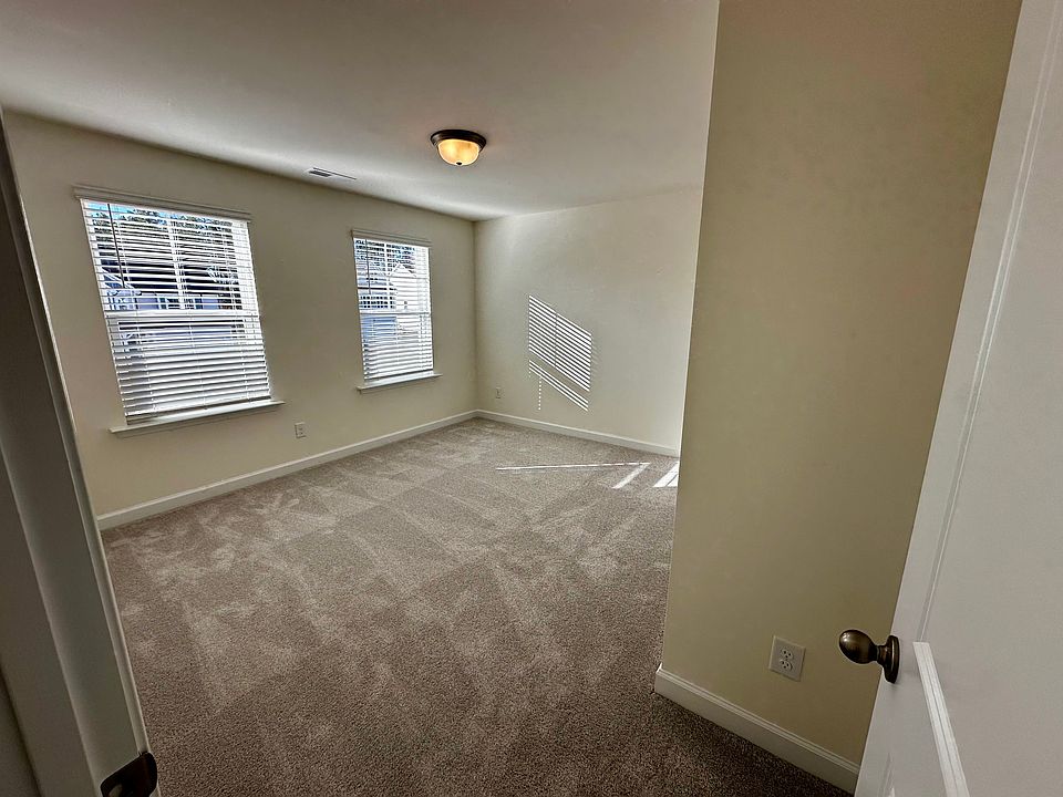 Bedroom Bedroom