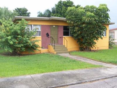 141 N Greenstar St, Pahokee, FL, 33476
