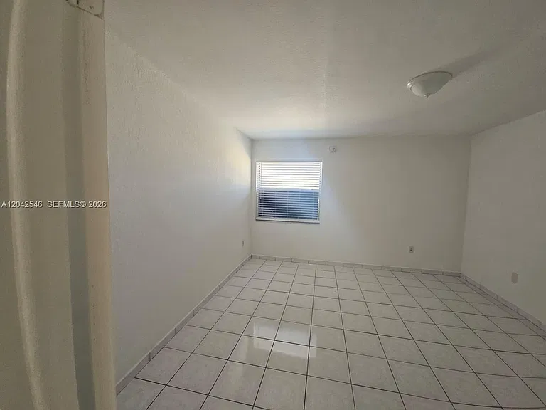 1560 W 46th St #244 — Photo 5