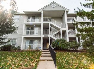 83 Rachel Ct #4506, Franklin Park, NJ