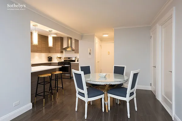 Sold by Sotheby's International Realty | media 4