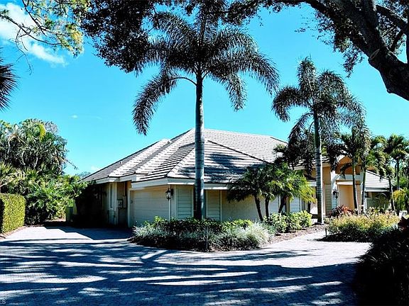 4th image of 3862 Woodlake Dr