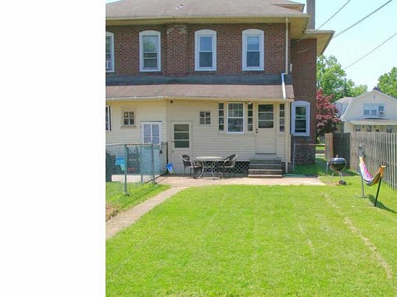 2nd image of 315 Delaware Ave
