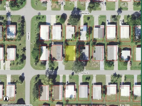171 Pine Key Ln, Naples, FL 34114