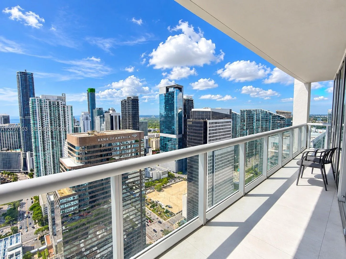 Icon Brickell No Two — Photo 3