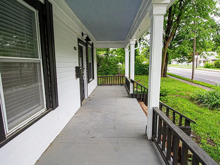 400 W Worley St — Photo 4