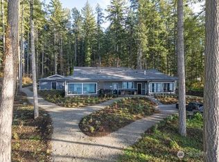 1120 E South Island Drive, Shelton, WA 98584