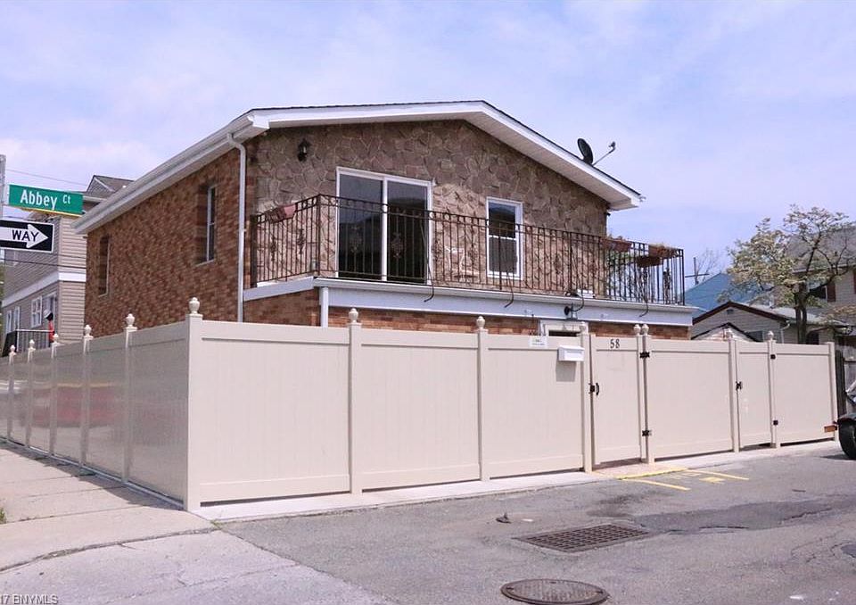 1st image of 58 Abbey Ct