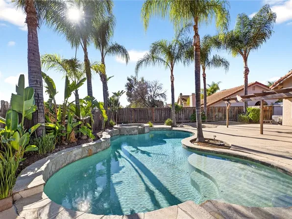 24471 Saradella Ct, Murrieta, CA 92562