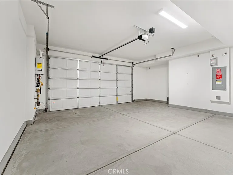 4109 E Coronado Privado — Photo 18