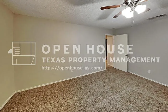 774 Eiffel Dr — Photo 10
