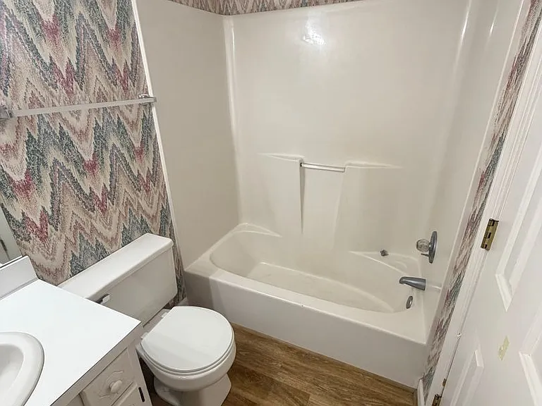 2421 Sexton Rd — Photo 28