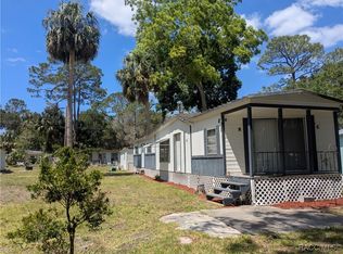 37 63rd St, Yankeetown, FL 34498