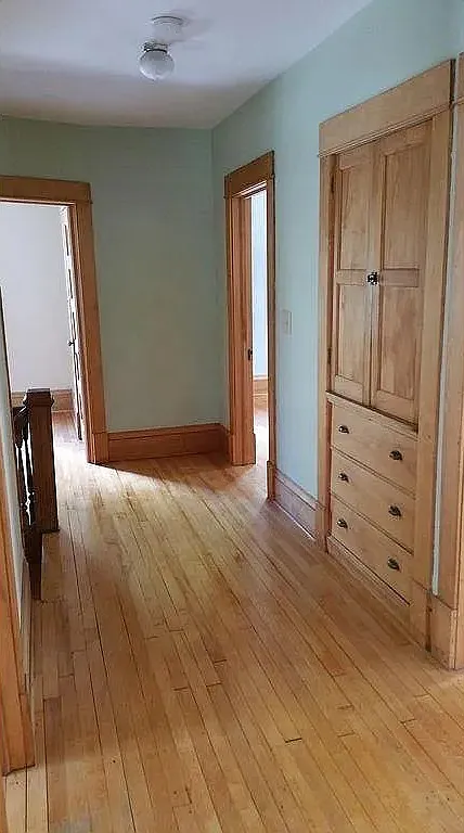 7 bed, $4,200 — Photo 3