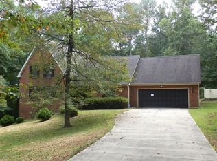 213 Country Estates Rd, La Fayette, GA 30728