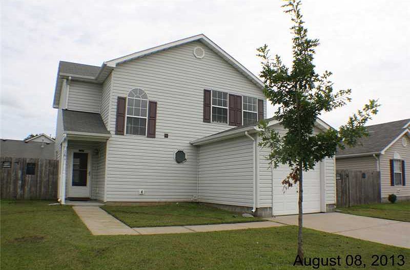 1st image of 161 Greenfield Cres