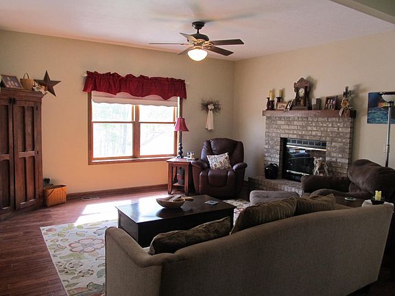 5th image of 70885 Sandstone Way