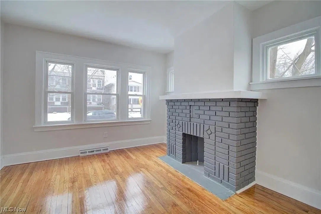 1567 W 116th St — Photo 2