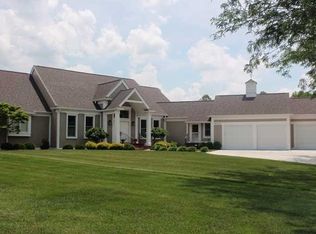 4803 Timber Rdg, Columbus, IN 47201