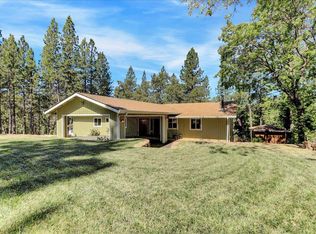 12865 Friar Tuck Rd, Grass Valley, CA 95949