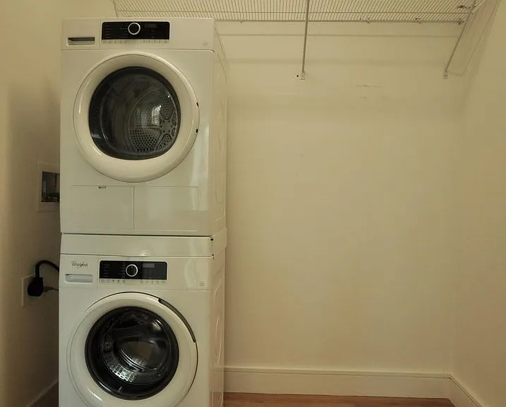867 Beacon St #7 — Photo 2