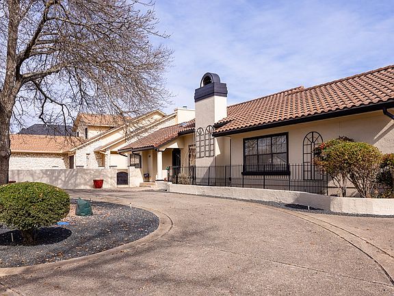 2nd image of 522 Preston Trail Loop