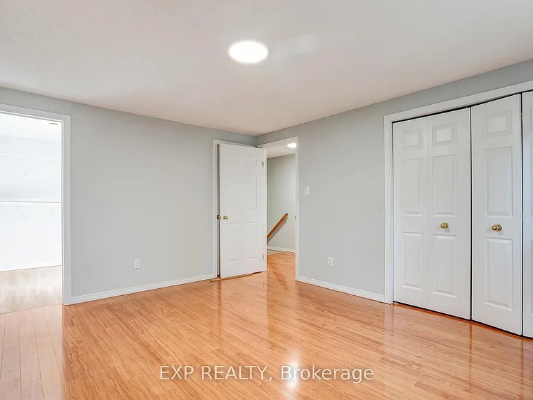 163 Daimler Dr — Photo 29