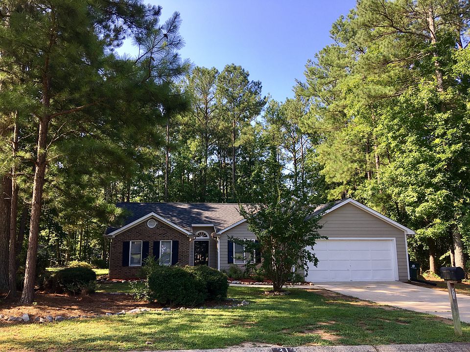 Front view of home